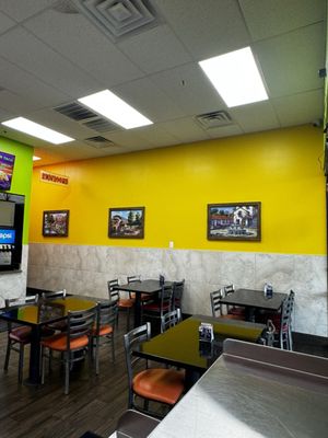 Roberto's Taco Shop by null