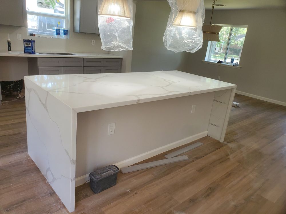 Slide of Mayra's Contracting Services