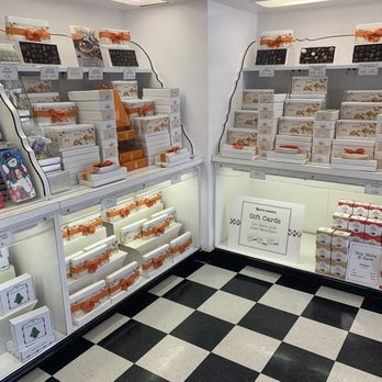 See's Candies - See's Candy - Chocolatiers & Shops Near Me - Scottsdale, Arizona See's Candies - See's Candy - Chocolatiers & Shops Near Me - Scottsdale, Arizona