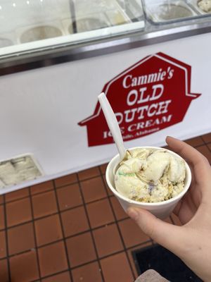 Cammie's Old Dutch Ice Cream Shoppe by null