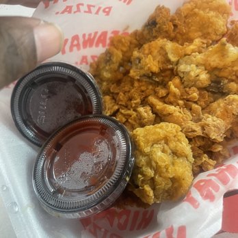 Hideaway Pizza - Fried mushrooms. Who eats marinara with mushrooms when it's not spaghetti??? - Pizza Near Me - Yukon, Oklahoma Hideaway Pizza - Fried mushrooms. Who eats marinara with mushrooms when it's not spaghetti??? - Pizza Near Me - Yukon, Oklahoma