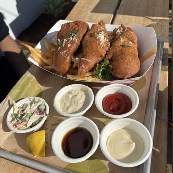 The Yard at Saltbreaker - Fish and chips - Cocktail Bars Near Me - Alameda, California The Yard at Saltbreaker - Fish and chips - Cocktail Bars Near Me - Alameda, California