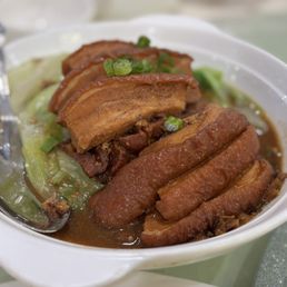 Braised Pork Belly with Preserved Cabbage