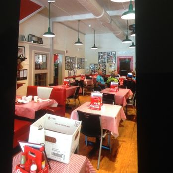 Ward's Grill - Sandwiches Near Me - Saluda, North Carolina
