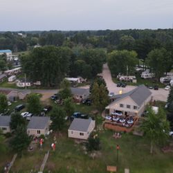 Timberline Resort & Campgrounds - Great view of the patio at the bar and grill.