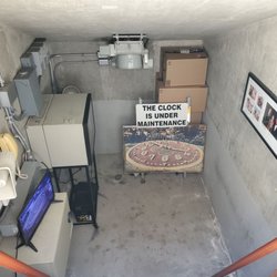 Palos Verdes Flower Talking Clock - The vault room