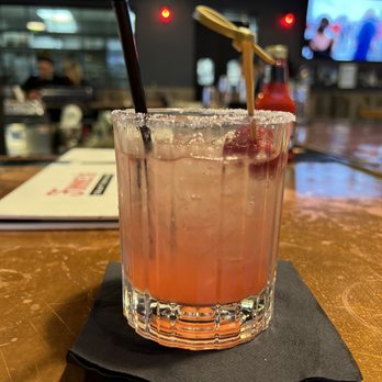 Finney's Crafthouse - Burbank - New American Near Me - Burbank, California