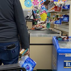Dollar Tree - Manager not wearing mask