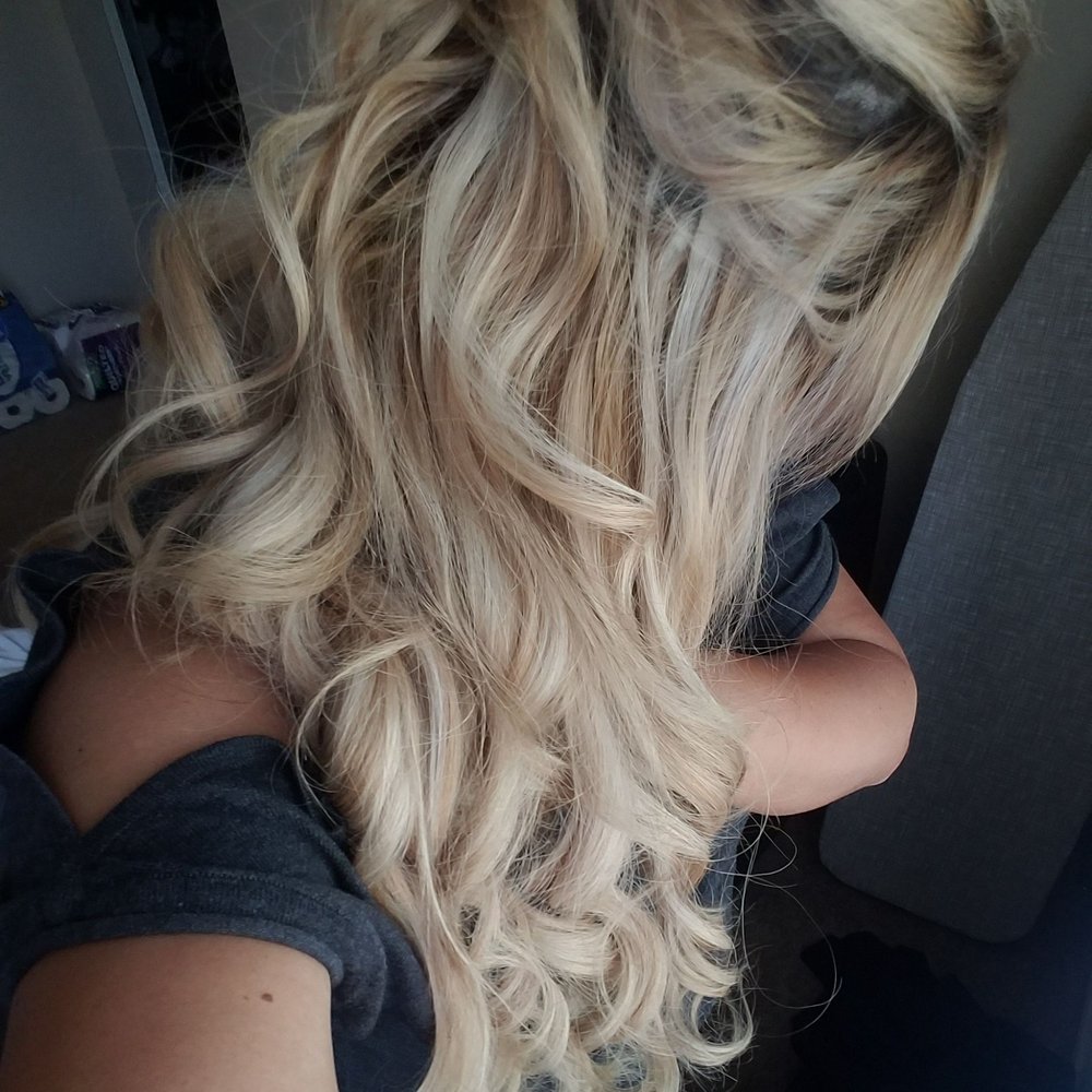 Tangles Salon - Tape-in Extension by Carissa, color and toning by Carissa - Hair Salons Near Me - Brentwood, California Tangles Salon - Tape-in Extension by Carissa, color and toning by Carissa - Hair Salons Near Me - Brentwood, California