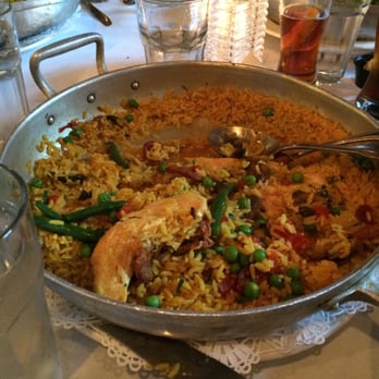 Spain Restaurant - Arroz con pollo - Spanish Near Me - Cranston, Rhode Island