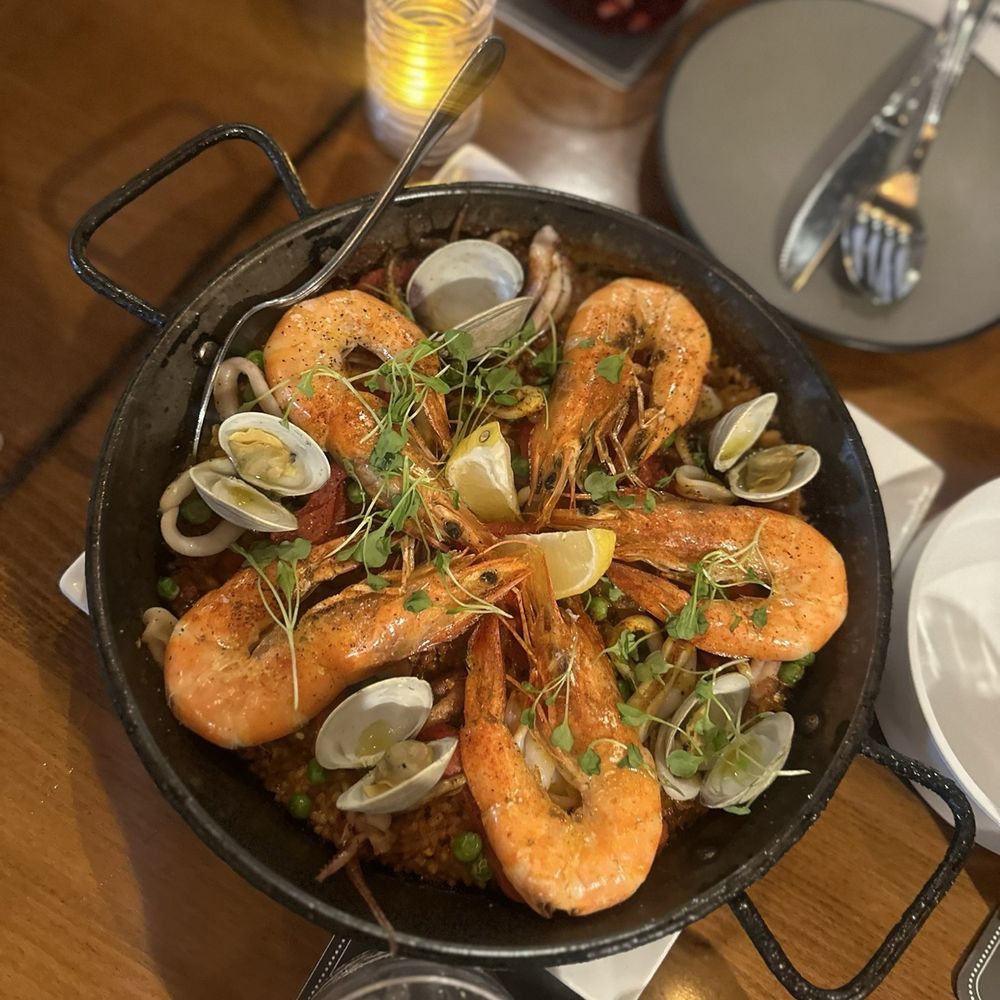 Beso - Mariscos Paella - Cocktail Bars Near Me - Sarasota, Florida