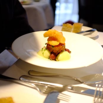 Medlar - Tuna Tartare With Harissa, Cucumber, Coriander And Tempura Prawn - British Near Me - London, XGL