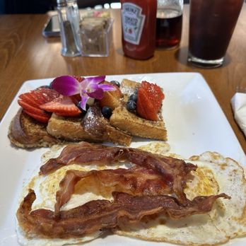 Old Town Caffe - French toast combo with amazing CRISPY bacon - Coffee & Tea Near Me - Pasadena, California Old Town Caffe - French toast combo with amazing CRISPY bacon - Coffee & Tea Near Me - Pasadena, California