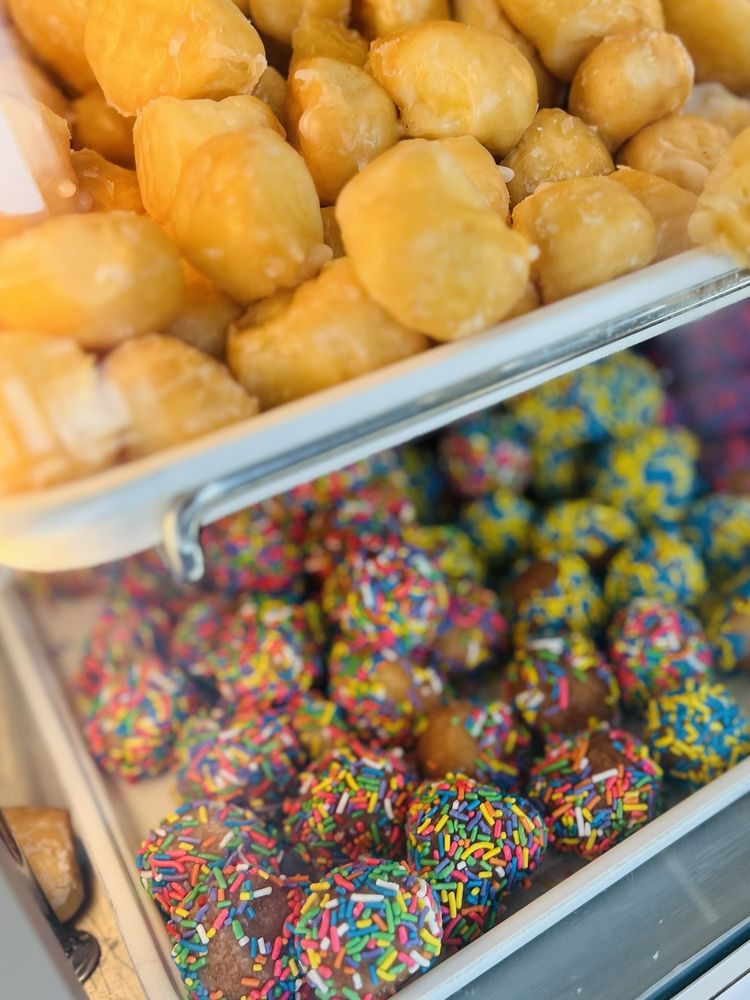 S & S Donut and Bake Shop