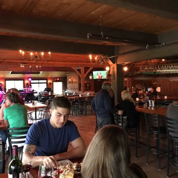 The Foundry at Summit Pond - Nice atmosphere, great jazz music on Sunday evening. Awful burger and salad. Macaroni and cheese was a good side. - American Near Me - Killington, Vermont The Foundry at Summit Pond - Nice atmosphere, great jazz music on Sunday evening. Awful burger and salad. Macaroni and cheese was a good side. - American Near Me - Killington, Vermont