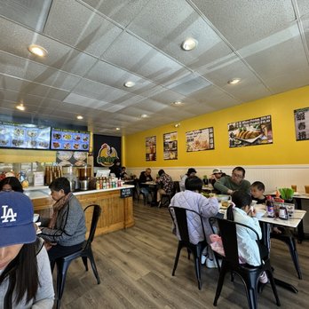Pho Ga 88 - inside - Vietnamese Near Me - San Leandro, California Pho Ga 88 - inside - Vietnamese Near Me - San Leandro, California
