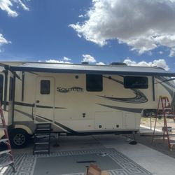 Arctic Awnings - 20' awning