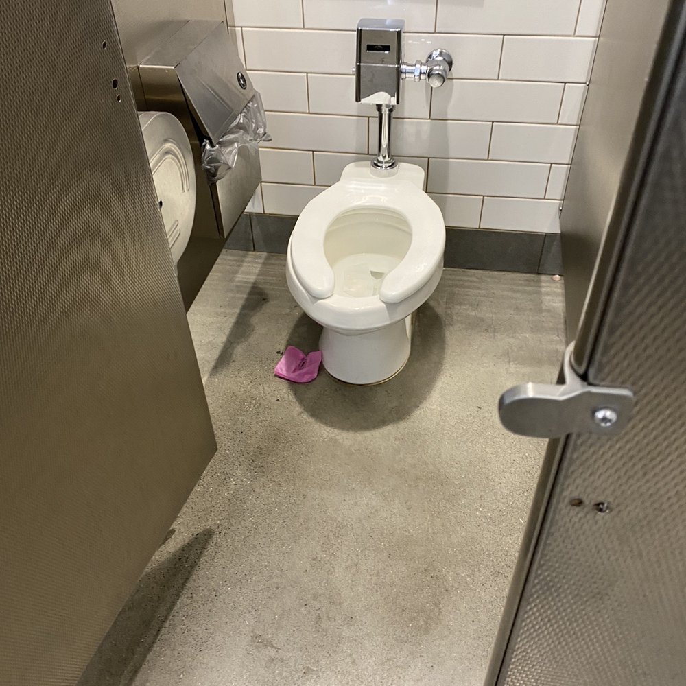 Bathroom looks nasty Bathroom looks nasty