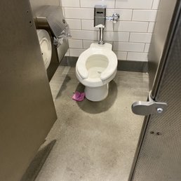 Bathroom looks nasty Bathroom looks nasty