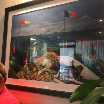 Charles D Callery, MD - There is a lot of interesting artwork in here! - Surgeons Near Me - Poway, California Charles D Callery, MD - There is a lot of interesting artwork in here! - Surgeons Near Me - Poway, California