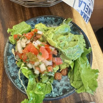 Mama Canela - Guacamole for the Fajitas! - Tex-Mex Near Me - Glendora, California