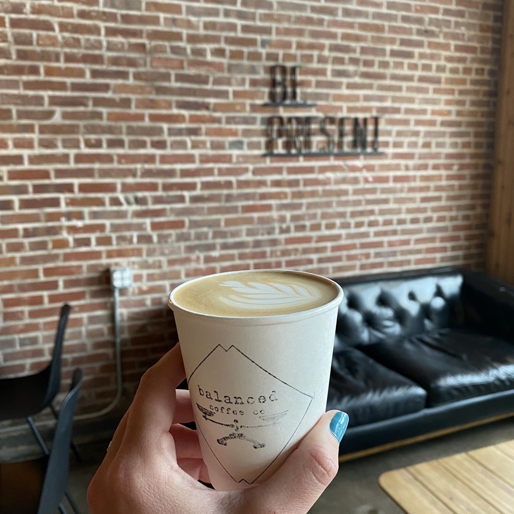 8 oz blackberry lavender latte