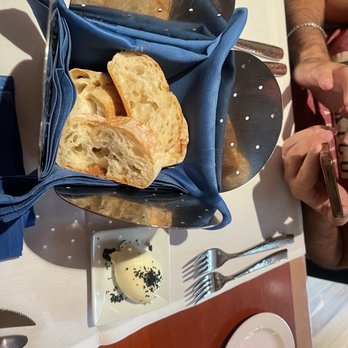 Ostra - New American Near Me - San Antonio, Texas