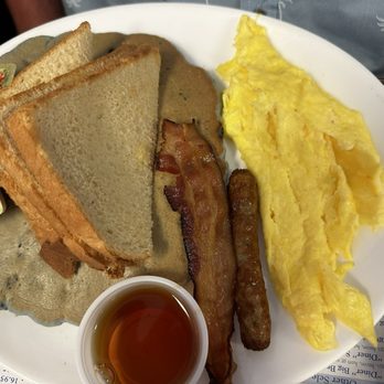 Maine Diner - Diners Near Me - Wells, Maine
