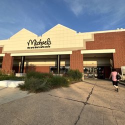 Michaels - Outside