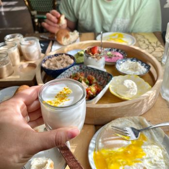Café Alma - Lavender grange latte - Breakfast & Brunch Near Me - Cincinnati, Ohio