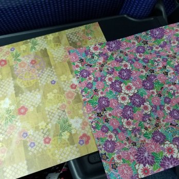 Kobayashi Travel Service - Origami lesson on the bus - Tours Near Me - Honolulu, Hawaii
