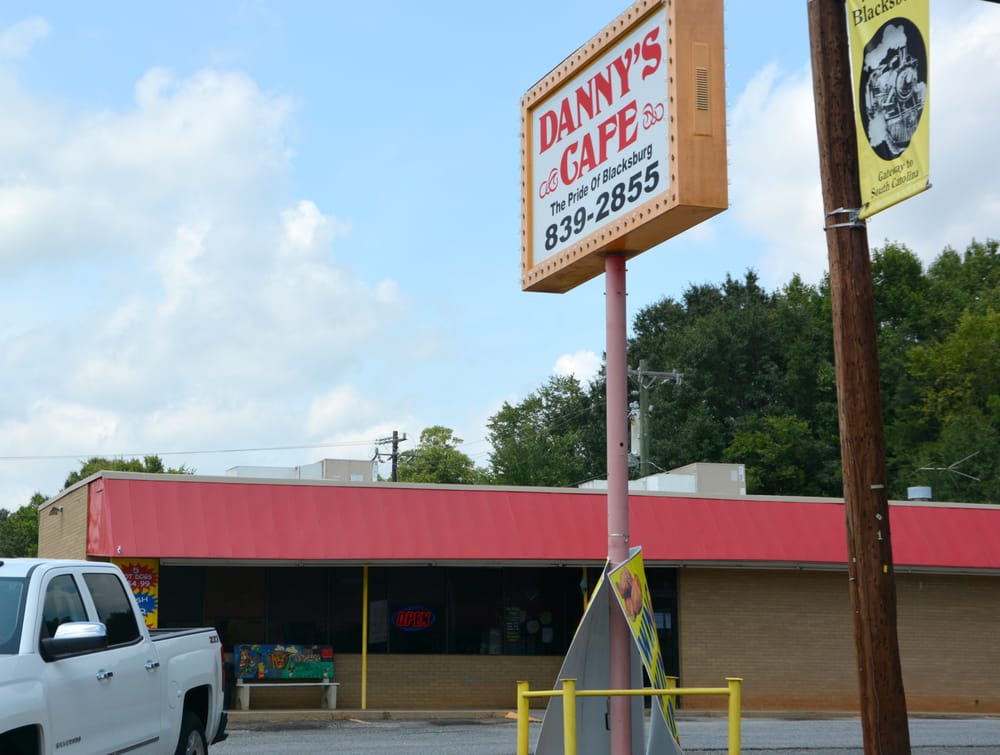 DANNY’S CAFE Updated August 2024 10 Reviews 414 W Cherokee St