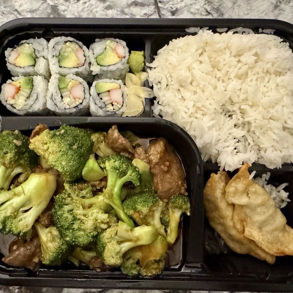 Lin's Hibachi - Beef with Broccoli Bento Box - Japanese Near Me - Havre De Grace, Maryland