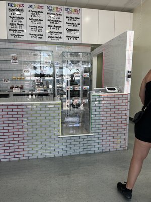 Alky Therapy Daiquiris & Desserts by null