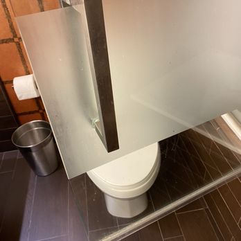 Golden Nugget - Loose handle to open shower door that you needed to hold to get out. - Hotels Near Me - Las Vegas, Nevada