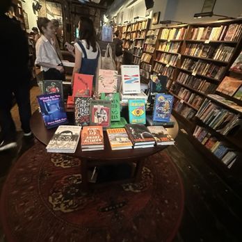 Book Club Bar - Bookstores Near Me - New York, New York