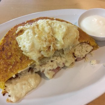 Q'Kenan Restaurant - Cachapa: Ham and cheese was delicious & SO GOOD - Venezuelan Near Me - Orlando, Florida Q'Kenan Restaurant - Cachapa: Ham and cheese was delicious & SO GOOD - Venezuelan Near Me - Orlando, Florida