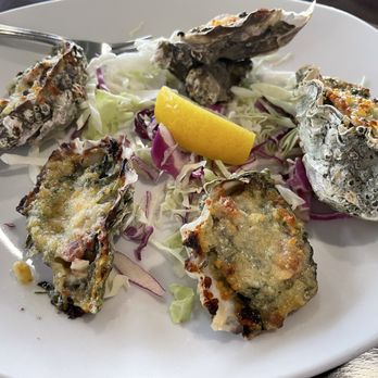 Chuckanut Manor Seafood & Grill - Oysters Rockefeller - Seafood Near Me - Bow, Washington Chuckanut Manor Seafood & Grill - Oysters Rockefeller - Seafood Near Me - Bow, Washington