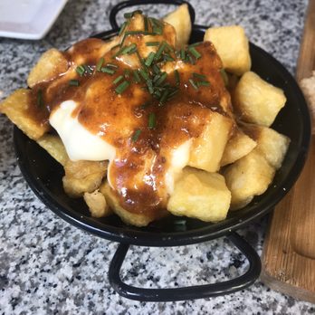 El Sortidor de la Filomena Pages - Patatas bravas - Mediterranean Near Me - Barcelona, B