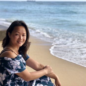 Queen's Surf Beach - 08/11/2019: Pretty blue water! - Beaches Near Me - Honolulu, Hawaii Queen's Surf Beach - 08/11/2019: Pretty blue water! - Beaches Near Me - Honolulu, Hawaii