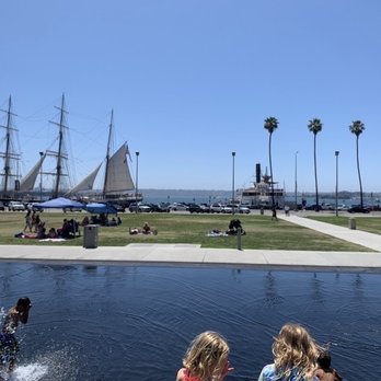 Waterfront Park - The shallow water area is very big so lots of kids can play and have plenty of room. - Parks Near Me - San Diego, California Waterfront Park - The shallow water area is very big so lots of kids can play and have plenty of room. - Parks Near Me - San Diego, California