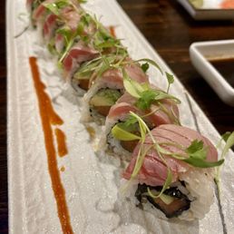 Tuna roll