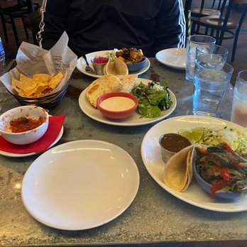 El Barrio - Barbacoa quesadilla, Al Pastor, Carne Asada - Mexican Near Me - Birmingham, Alabama El Barrio - Barbacoa quesadilla, Al Pastor, Carne Asada - Mexican Near Me - Birmingham, Alabama