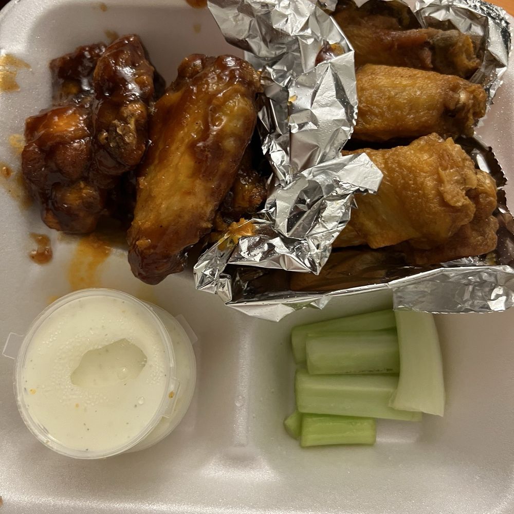 Chex Grill & Wings - spicy bbq & mild - Chicken Wings Near Me - Nashville, Tennessee