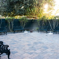The Basin Lakeview - Back Patio