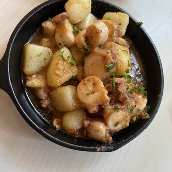 Pirilo - Pulpo - Pizza Near Me - Dorado, Puerto Rico