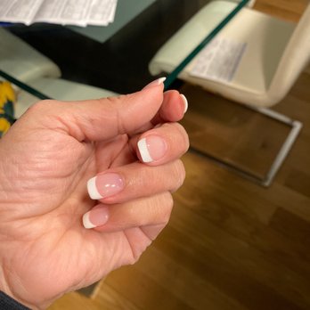 Grace Nails & Spa - This UV gel ,maybe they should go and get trained or someone more professional... this nails were done at 4U nails in Edgewater... - Nail Salons Near Me - Jersey City, New Jersey
