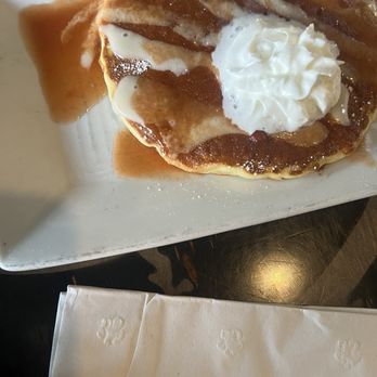 The Pan - Guava N Cream Pancakes - Breakfast & Brunch Near Me - Lomita, California