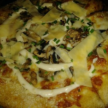 Mellow Mushroom Stockbridge - Shiitake pizza - Pizza Near Me - Stockbridge, Georgia Mellow Mushroom Stockbridge - Shiitake pizza - Pizza Near Me - Stockbridge, Georgia