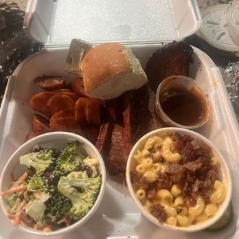 Smokehouse 41 - Barbeque Near Me - Oakhurst, California Smokehouse 41 - Barbeque Near Me - Oakhurst, California